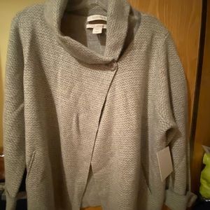 ELLEN TRACEY XL GRAY SHAWL ONE BUTTON SWEATER